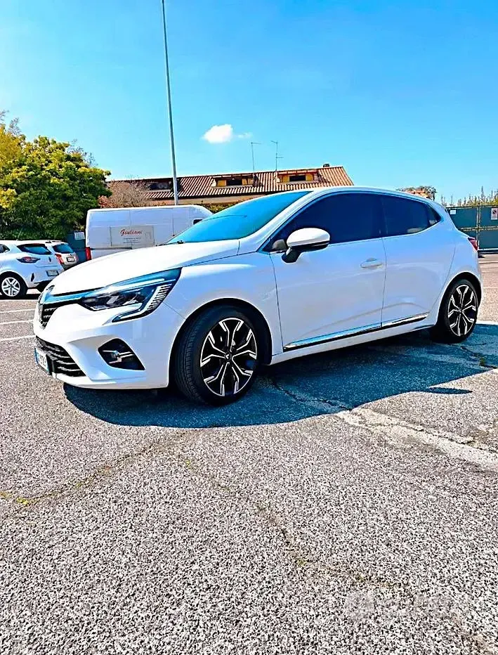 Usata Renault Clio Intens 131 CV (96 kW) 2020 Bianco Utilitaria