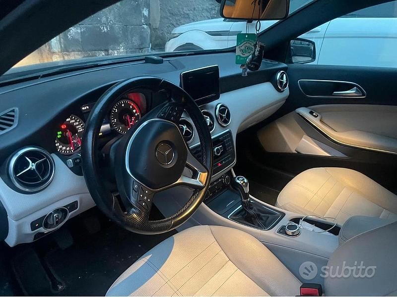 Usata Mercedes A180 2014 Nero Berlina