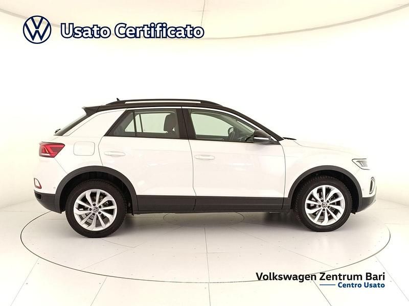 Usata VW T-Roc Life 116 CV (85 kW) 2023 Bianco SUV