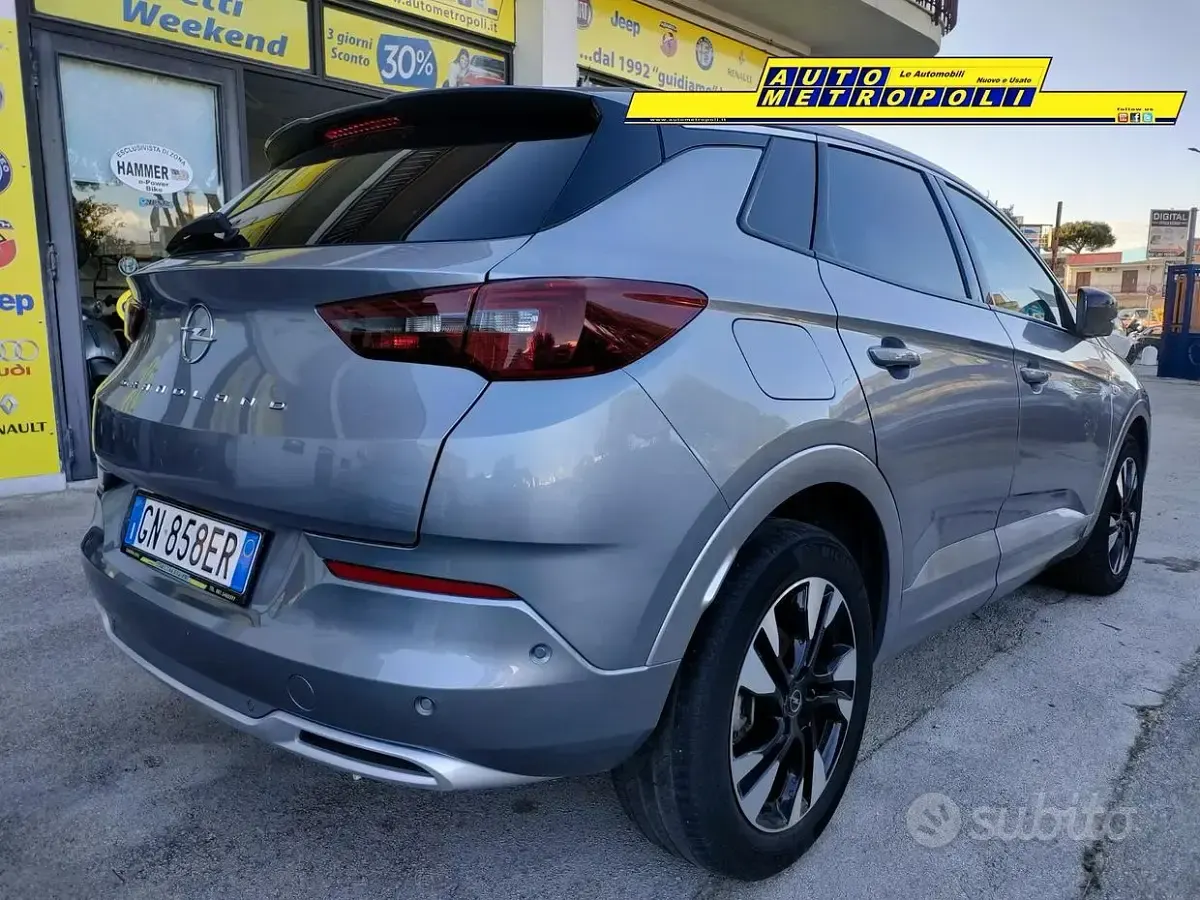Usata Opel Grandland X Elegance 131 CV (96 kW) 2023 Grigio SUV