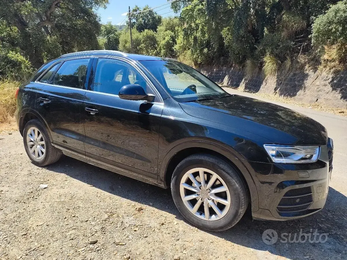 Usata Audi Q3 120 CV (88 kW) 2017 Nero SUV
