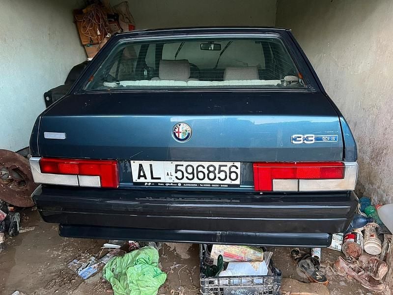 Usata 1988 Alfa Romeo 33 Tre volumi | 1500 € - Immagine 1/4