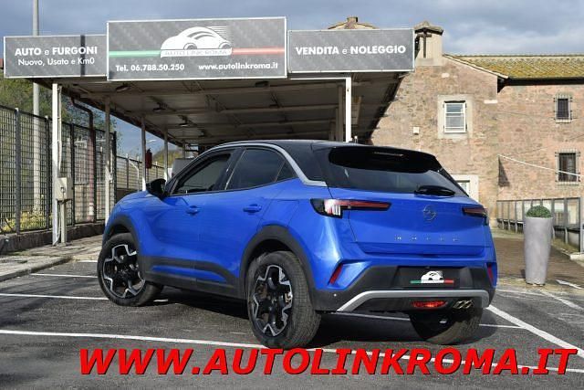Usata Opel Mokka Ultimate 101 CV (74 kW) 2023 Azzurro / pastello SUV