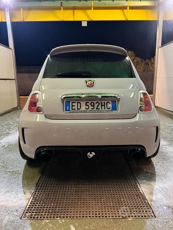 Usata Abarth 500 135 CV (99 kW) 2010 Grigio Utilitaria