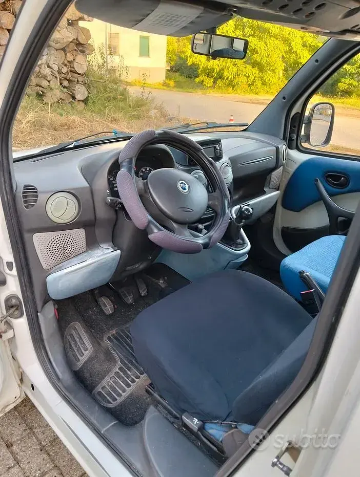 Usata Fiat Doblò 103 CV (75 kW) 2004 Bianco Monovolume