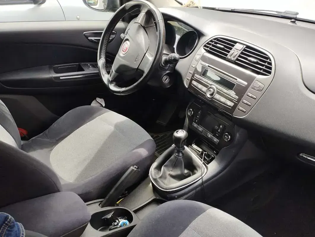 Usata Fiat Bravo 105 CV (77 kW) 2011 Utilitaria