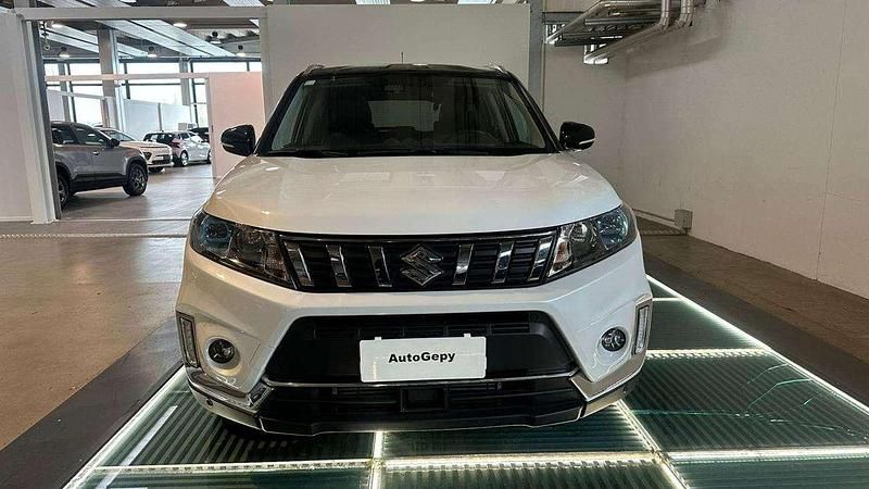 Usata Suzuki Vitara 111 CV (81 kW) 2019 Bianco SUV