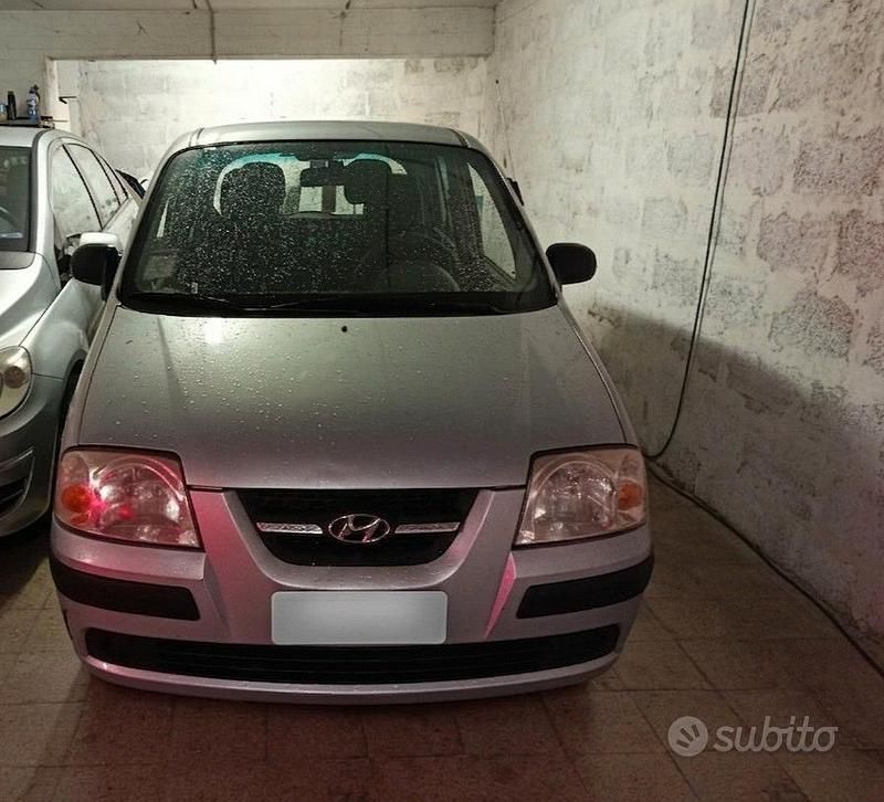 Usata Hyundai Atos 59 CV (43 kW) 2008 Grigio Utilitaria