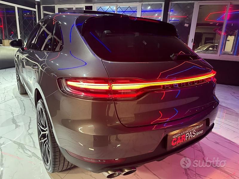 Usata Porsche Macan 250 CV (183 kW) 2015 Grigio SUV