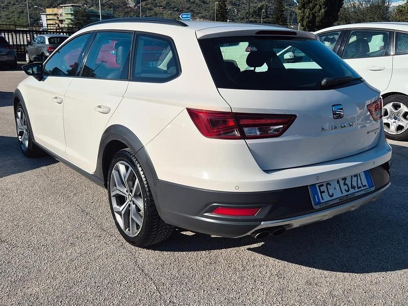 Usata Seat Leon X-Perience 4Drive 150 CV (110 kW) 2016 Bianco Station wagon