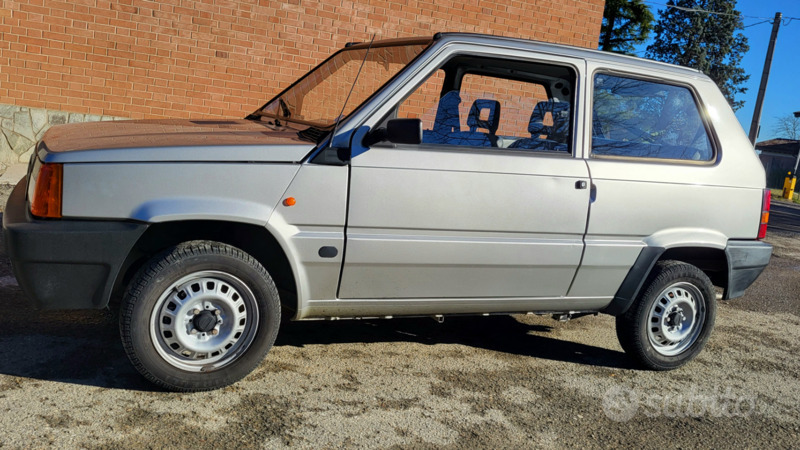 Usato 2002 Fiat Panda 1.1 Benzin 54 CV (4.400 €)