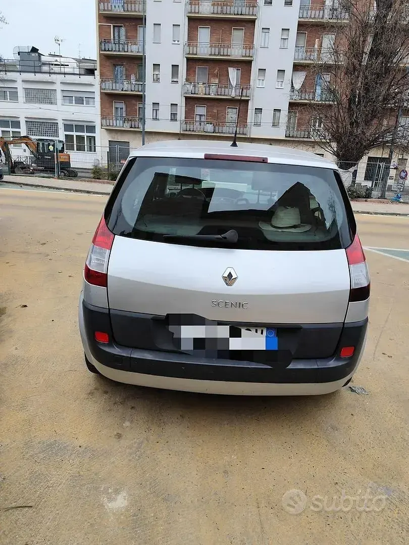 Usata Renault Scenic E-Tech 106 CV (77 kW) 2006 Grigio Monovolume