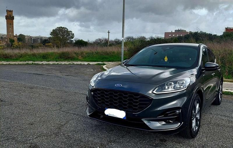 Usata Ford Kuga ST-Line X 152 CV (111 kW) 2023 SUV