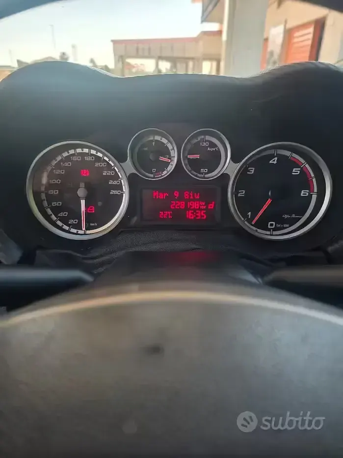 Usata Alfa Romeo MiTo 95 CV (69 kW) 2014 Utilitaria