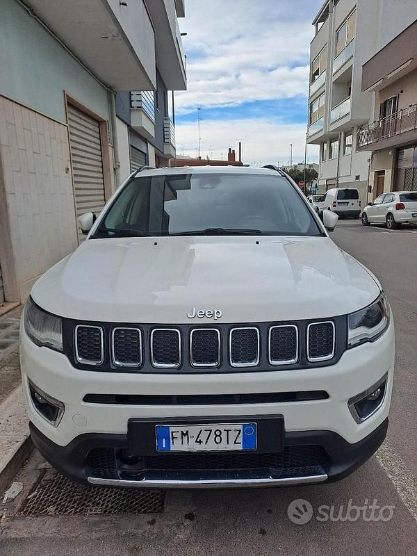 Usata Jeep Compass Limited 140 CV (102 kW) 2018 Bianco SUV
