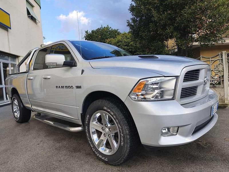 Käytetty Dodge Ram 396 HP (291 kW) 2012 Nouto