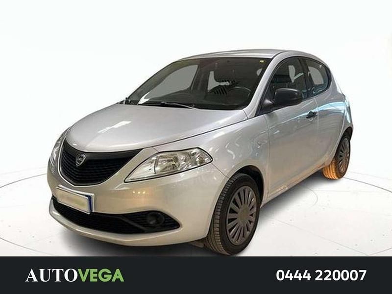Vari colori pastello Usata 2020 Lancia Ypsilon S Due volumi | 9900 € (Buon prezzo) - Immagine 1/4
