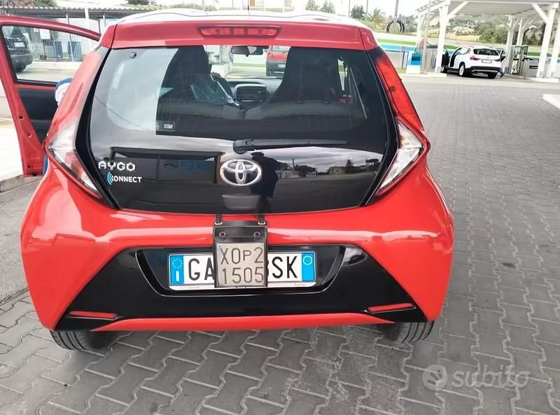 Usata Toyota Aygo 2020 Rosso Utilitaria