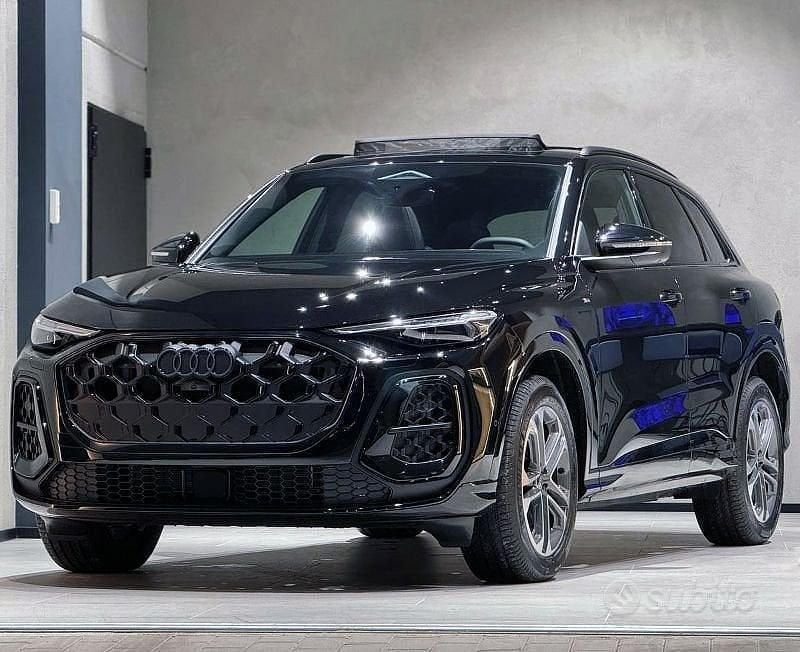 Nero Nuova 2025 Audi Q5 Advanced SUV | 70.600 € - Immagine 1/4