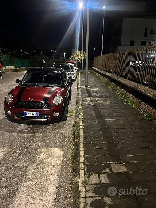 Usata Mini Cooper 150 CV (110 kW) 2011 Rosso Utilitaria