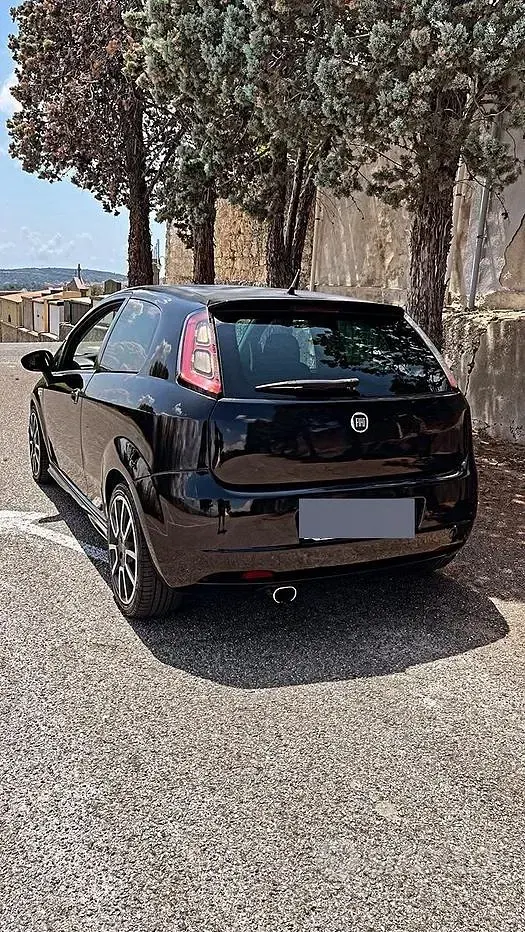 Usata Fiat Grande Punto Sport 90 CV (66 kW) 2008 Nero Utilitaria