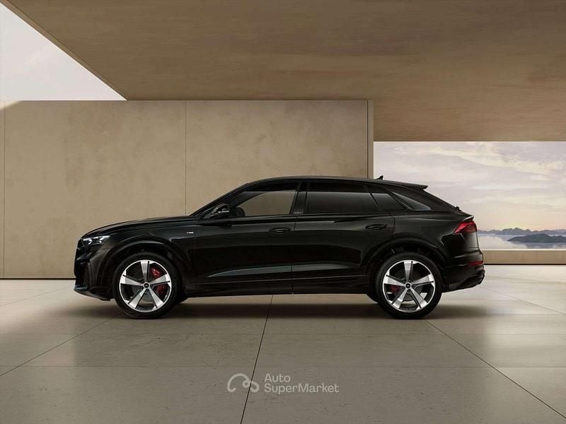 Nuova Audi Q8 S-Line 286 CV (210 kW) 2026 Nero mythos metallizzato SUV
