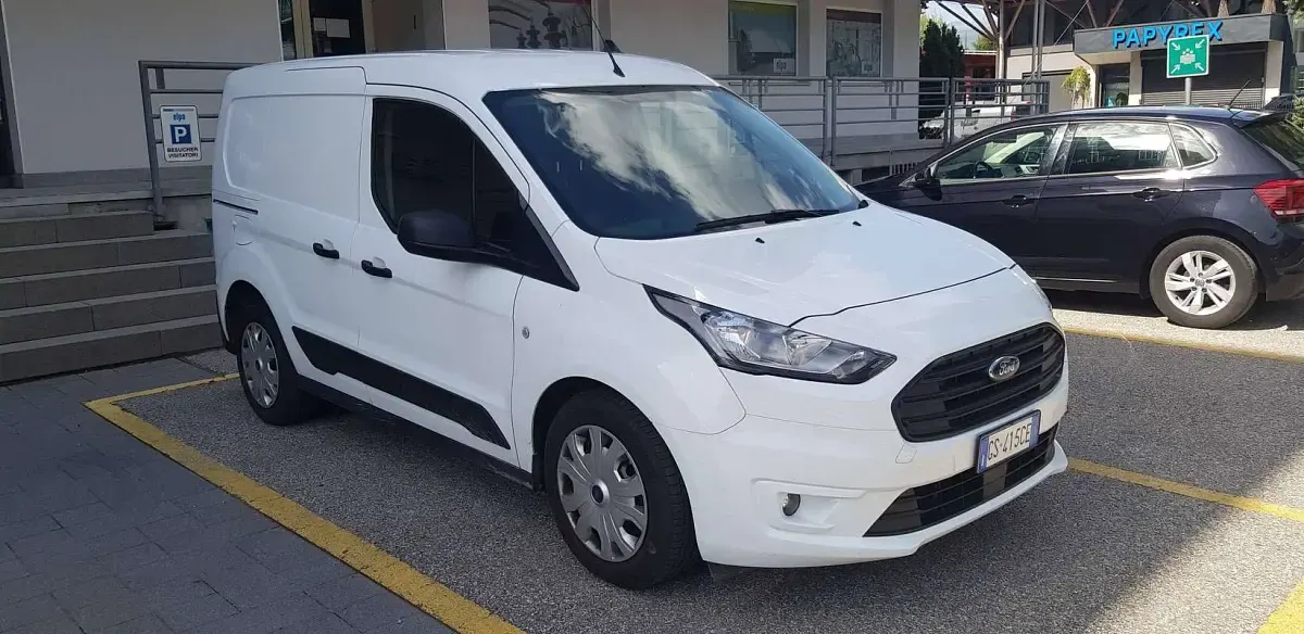 Usata Ford Transit Trend 101 CV (74 kW) 2024 Bianco Furgone