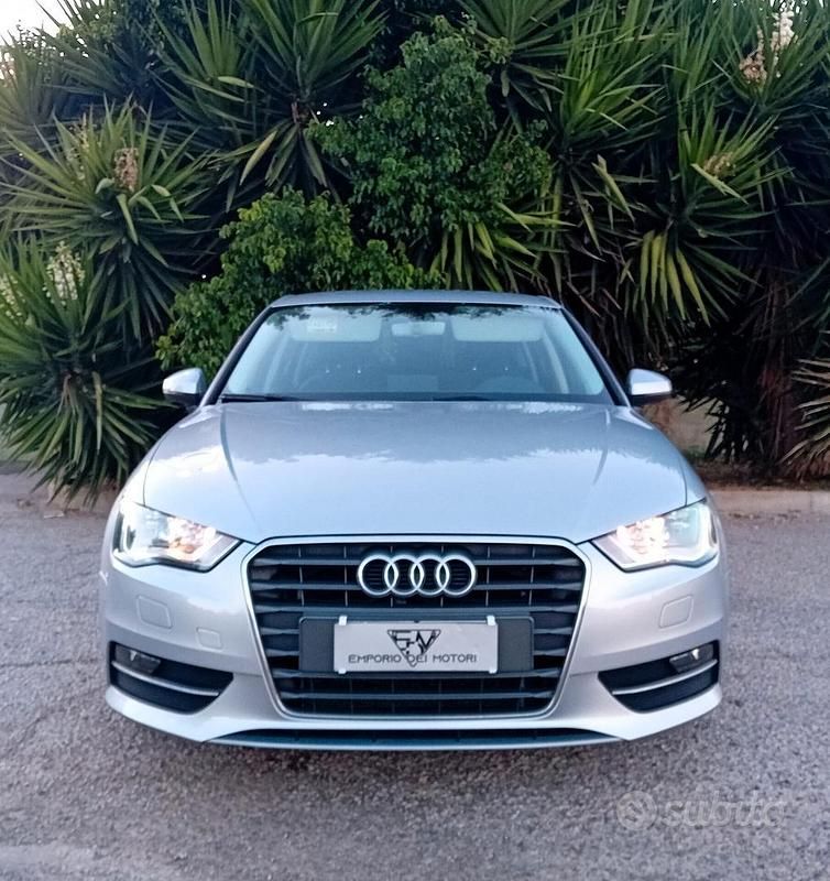 Usata Audi A3 Attraction 110 CV (80 kW) 2015 Grigio Berlina