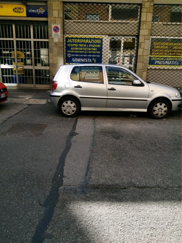 Usata VW Polo 48 CV (35 kW) 2000 Grigio Utilitaria