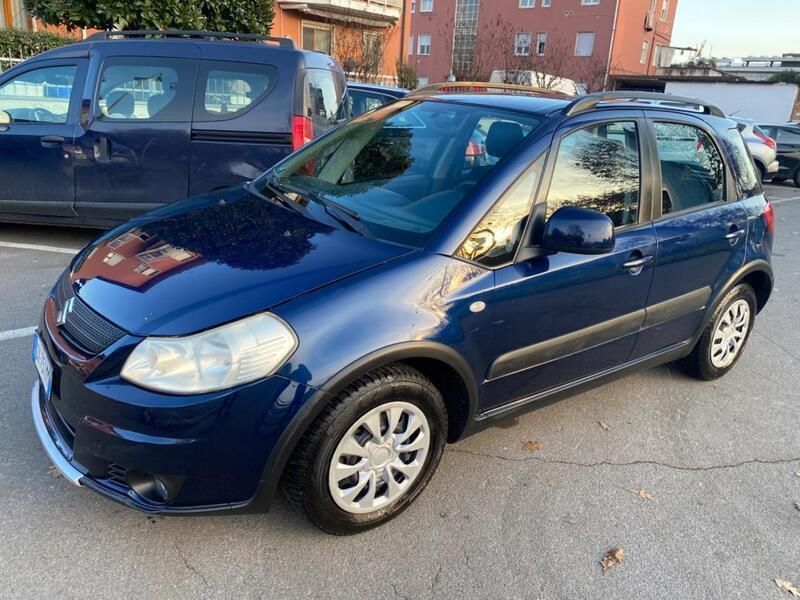 Blu Usata 2009 Suzuki SX4 SUV | 4500 € (Buon prezzo) - Immagine 1/4