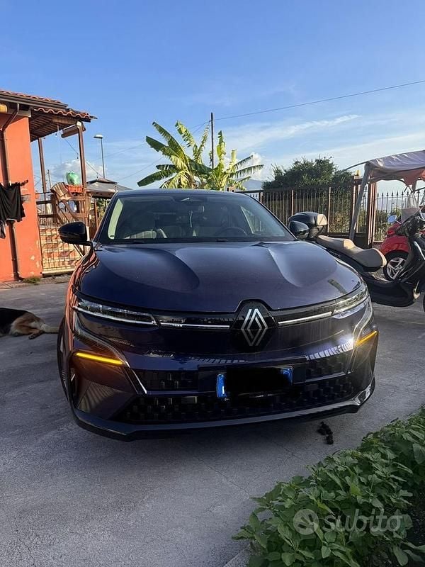 Usata Renault Megane E-Tech 95 kW (130 CV) 2022 Blu Monovolume