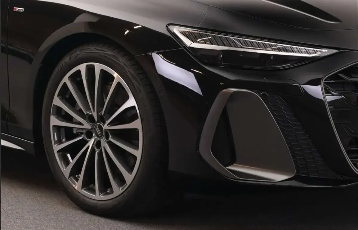 Nuova Audi A6 S-Line 204 CV (150 kW) 2026 Nero Station wagon