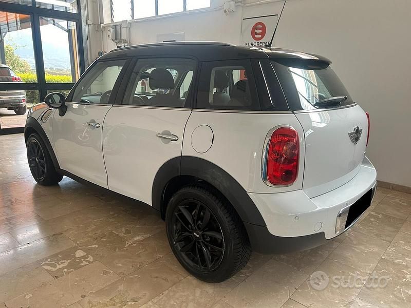 Usata Mini Cooper D Countryman 111 CV (81 kW) 2011 Grigio SUV