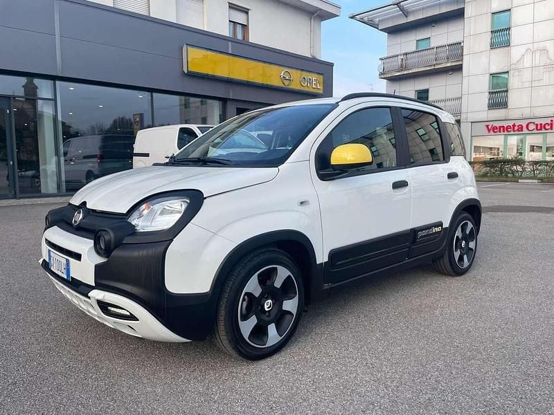Usata Fiat Panda Cross Cross 69 CV (50 kW) 2025 Bianco Utilitaria