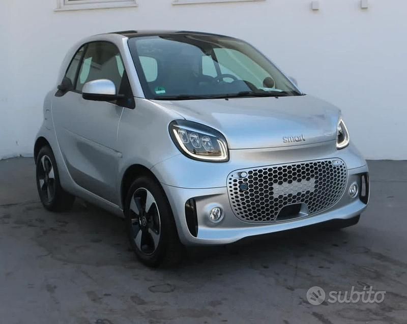 Grigio Usata 2020 Smart ForTwo Coupé Utilitaria | 11.000 € - Immagine 1/2