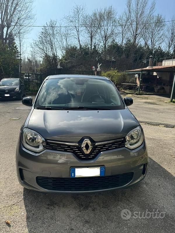 Usata Renault Twingo Techno 60 kW (82 CV) 2024 Utilitaria