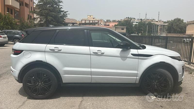 Usata Land Rover Range Rover evoque HSE 180 CV (132 kW) 2017 Bianco Station wagon