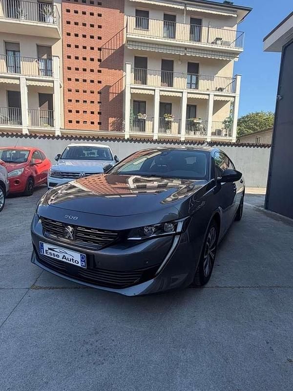 Usata Peugeot 508 GT 131 CV (96 kW) 2022 Bronzo Berlina