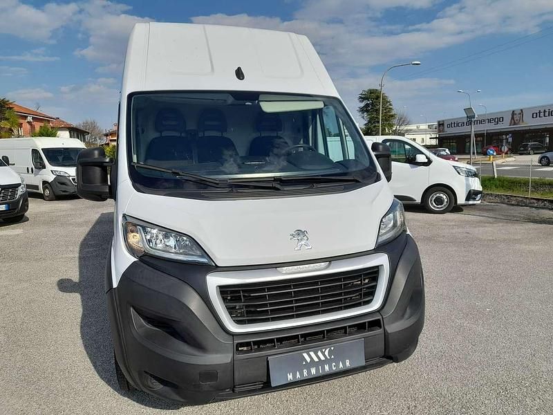 Usata Peugeot Boxer S 140 CV (102 kW) 2021 Bianco Furgone