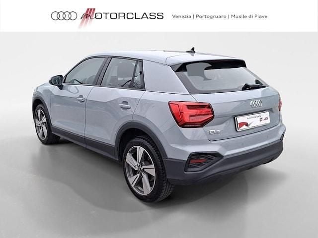 Usata Audi Q2 Admired 110 CV (80 kW) 2022 Grigio zinco perla SUV