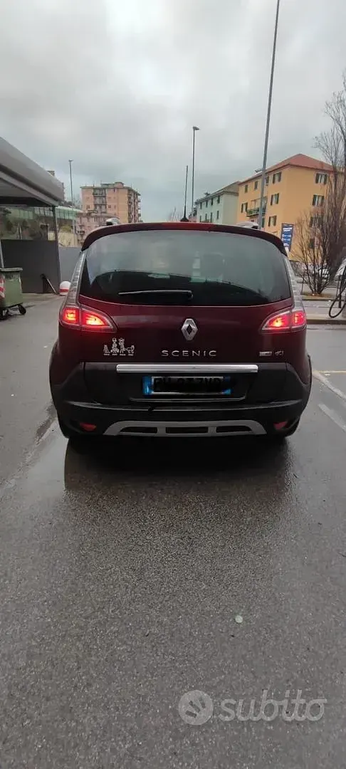 Usata Renault Scénic 131 CV (96 kW) 2014 Monovolume
