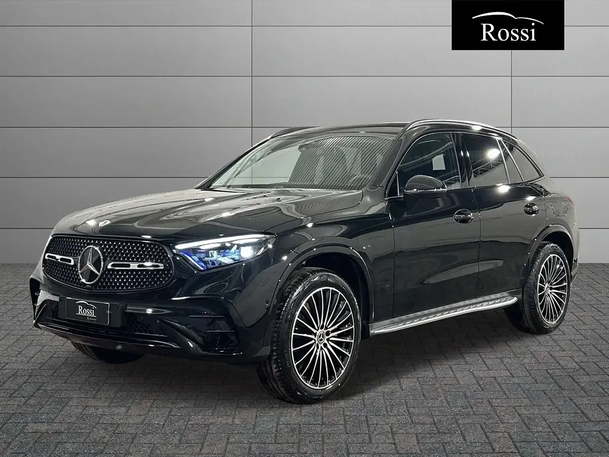 Käytetty Mercedes GLC300 197 HP (144 kW) 2026
