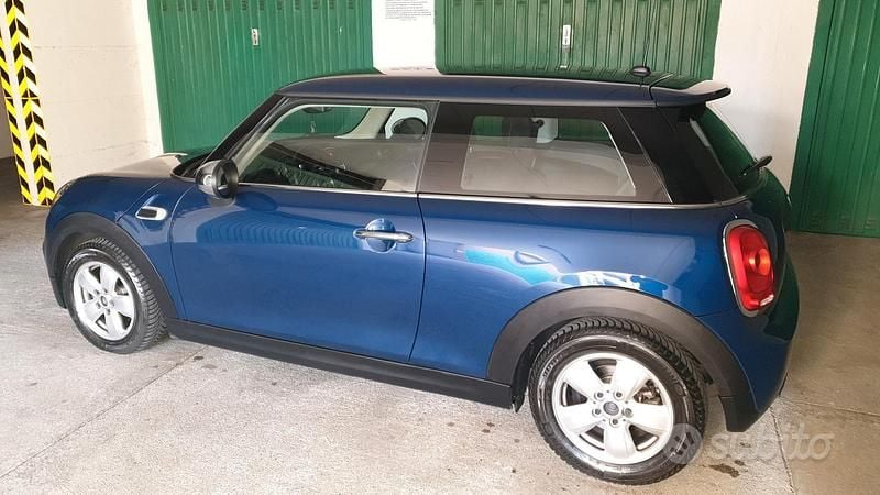 Usata Mini ONE 102 CV (75 kW) 2016 Utilitaria
