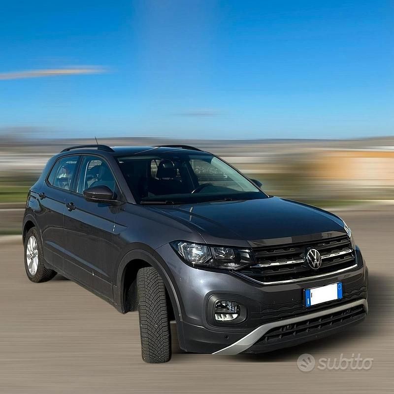 Usata VW T-Cross Style 95 CV (69 kW) 2022 Grigio SUV