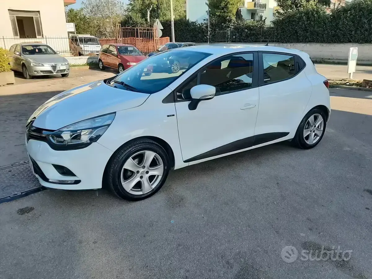 Usata Renault Clio IV 75 CV (55 kW) 2017 Bianco Berlina