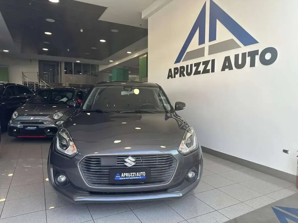 Usata Suzuki Swift 90 CV (66 kW) 2018 Grigio Utilitaria
