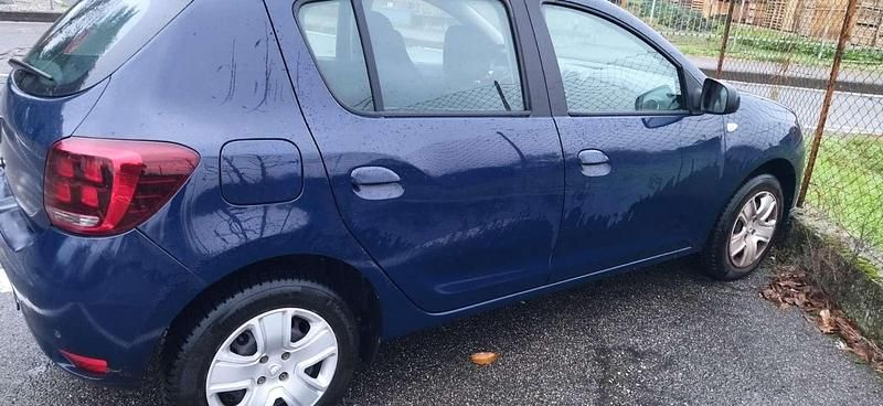 Usata Dacia Sandero Comfort 101 CV (74 kW) 2020 Berlina