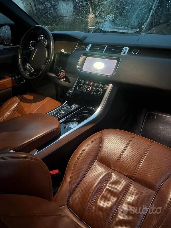 Usata Land Rover Range Rover Sport SVR 300 CV (220 kW) 2019 SUV
