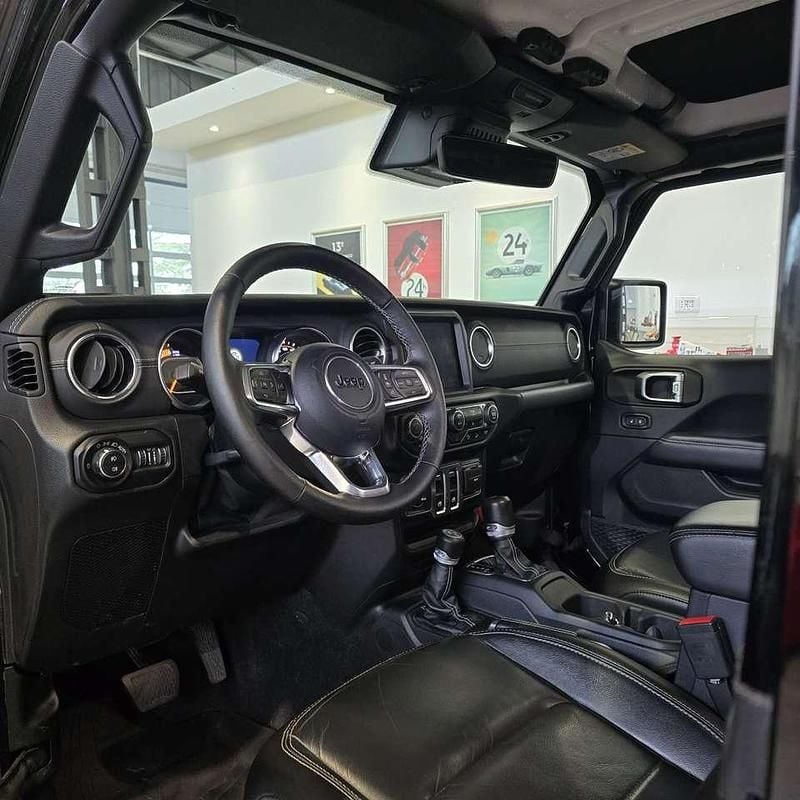 Usata Jeep Wrangler Overland 200 CV (147 kW) 2020 Nero SUV