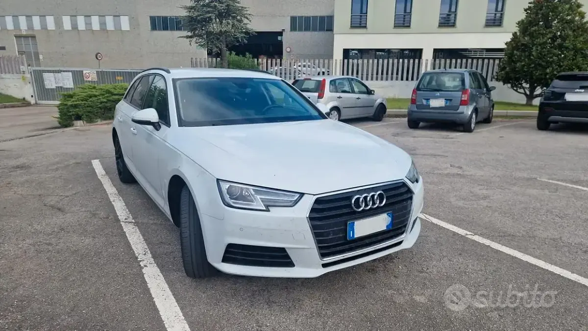 Usata Audi A4 Business 150 CV (110 kW) 2018 Bianco Station wagon